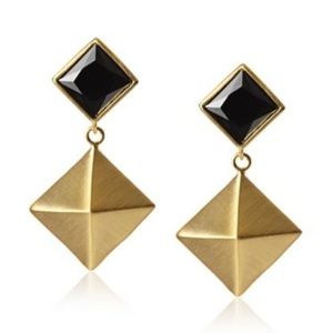 Chic Padma Earrings, Black and Gold